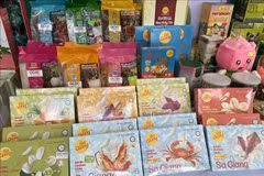 同塔省大米制品备受美国和欧洲消费者喜爱。图自越通社
