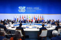 东盟—俄罗斯关系35周年纪念峰会全体会议。图自越通社