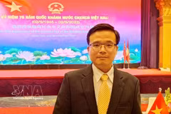 中国东莞欣荣智能科技有限公司总经理杨锦荣博士。图自越通社