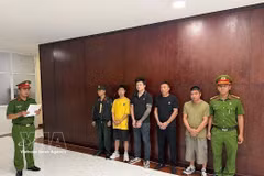 遭起诉的四名外国籍人员。图自越通社