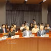 越南驻中国大使范青平（中）出席在北京外国语大学（BFSU）举行的“越中文化、旅游与教育交流及青年作用”专题交流活动。图自越通社
