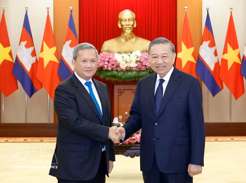 越共中央总书记、国家主席苏林会见柬埔寨首相洪玛奈。图自越通社