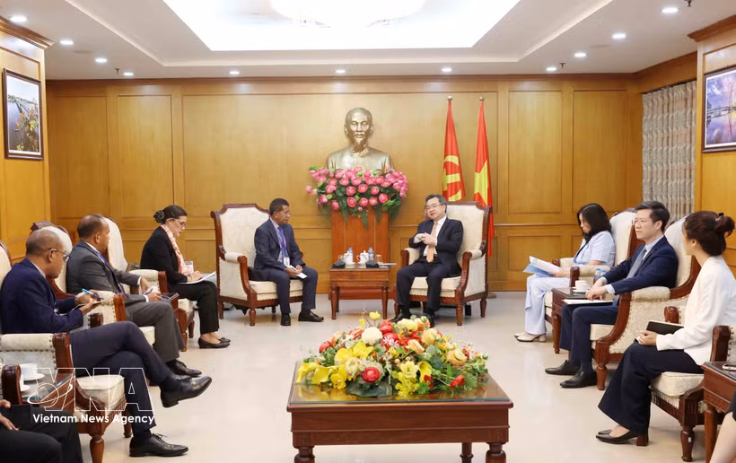 会见现场。图自越通社