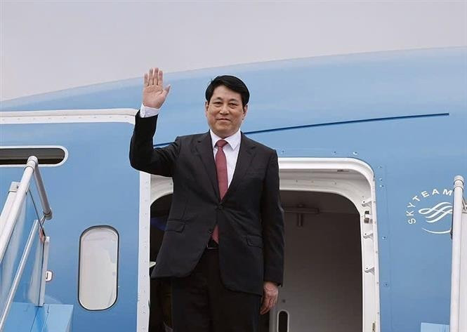 越南国家主席梁强启程对老挝进行国事访问。图自越通社