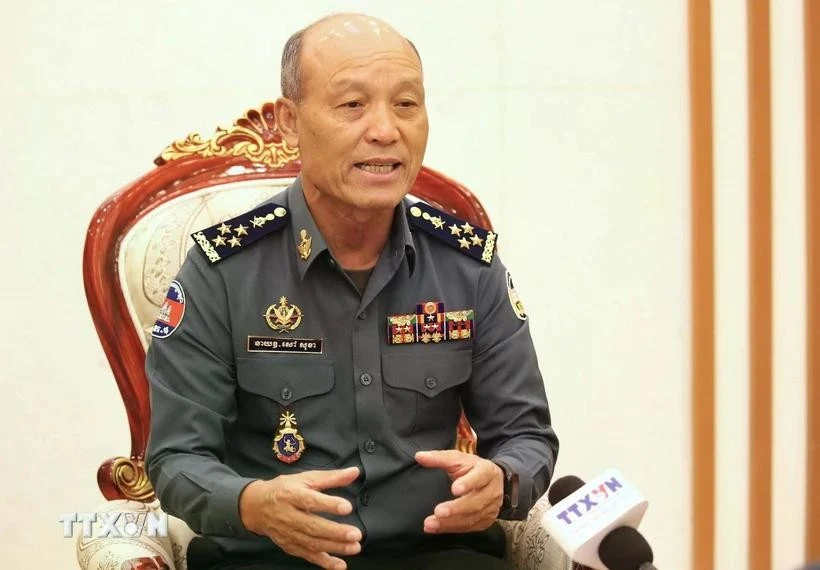 柬埔寨王家军副总司令、国家宪兵总司令邵速卡大将。图自越通社