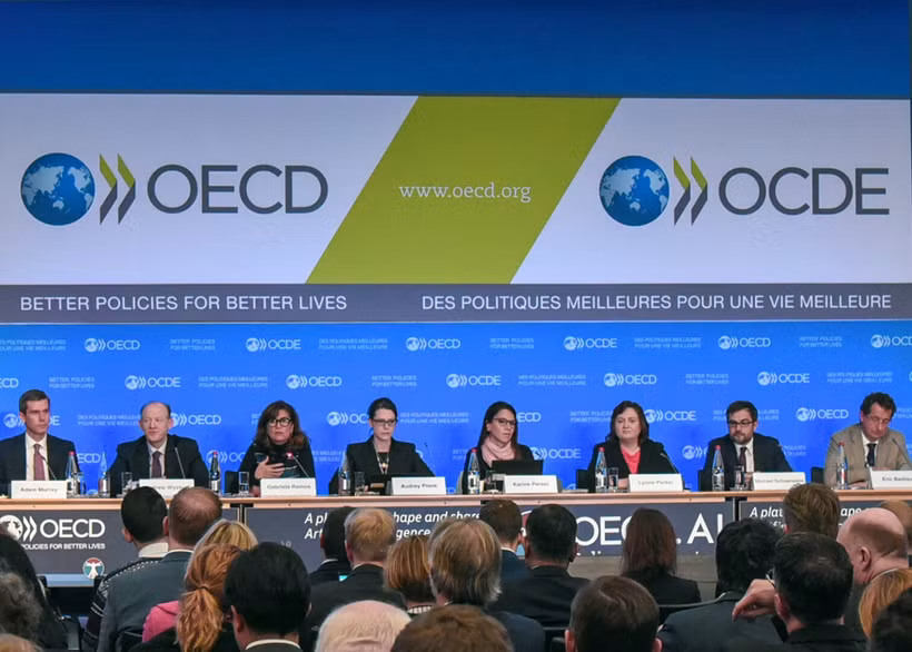 经济合作与发展组织（OECD）在法国举行的会议。图自OECD.ai