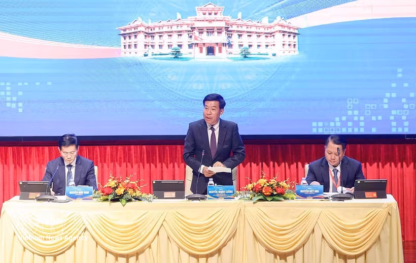 越共中央委员、外交部党委常务副书记、外交部副部长阮孟强发表讲话。图自越通社