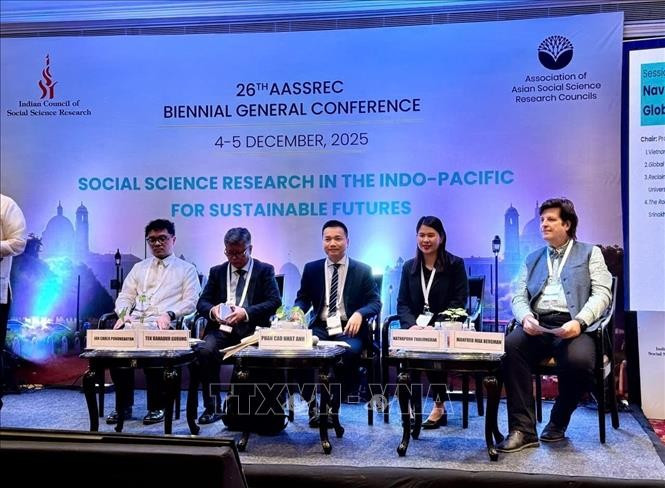 与会代表。图自越通社