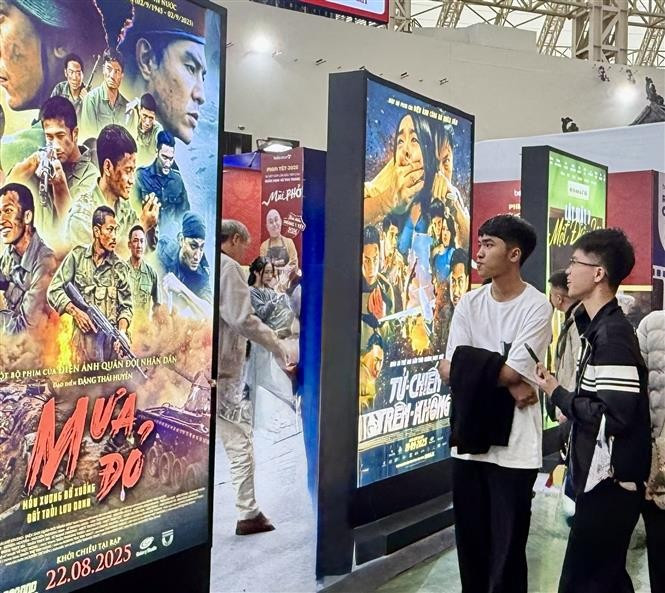 电影——2025年秋季博览会上的文化创意亮点。图自越通社