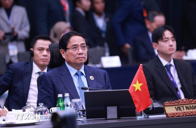 越南政府总理范明政出席东盟与中日韩领导人会议。图自越通社