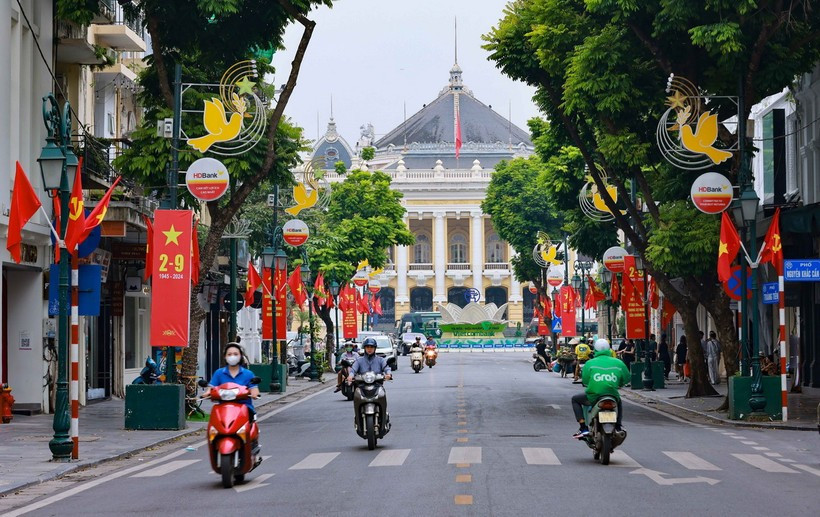 河内市的一角。图自越通社