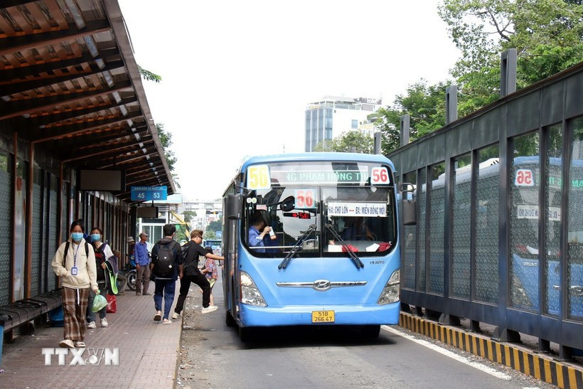 胡志明市设定到2030年实现100%公共客运车辆使用电力或绿色能源。图自越通社