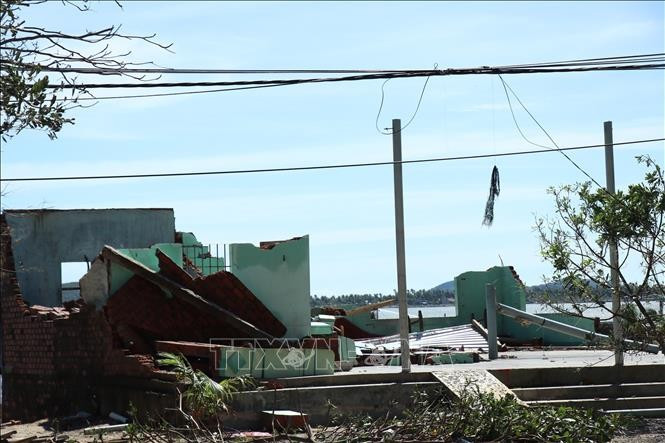 第13号台风“海鸥”致逾2.6万间房屋损毁。图自越通社