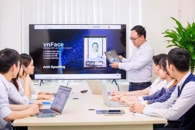 越南缩短外籍人士工作许可证的签发时间。图自Vietnam+