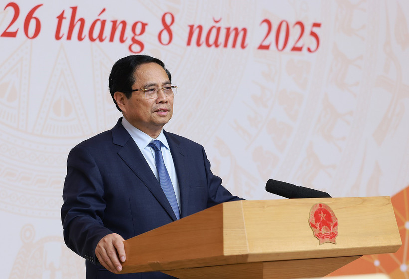 越南政府总理范明政发表讲话。图自越通社