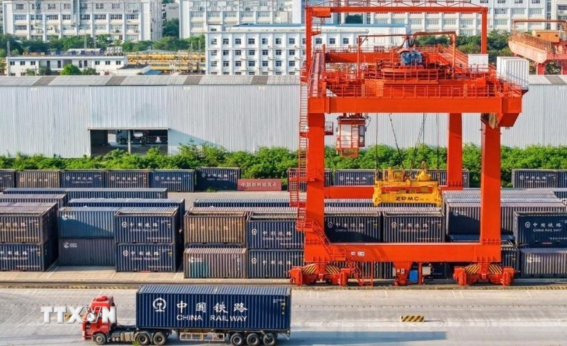 越中国际旅客列车为促进两国人员往来、经贸合作和人文交流提供运输保障。图自越通社