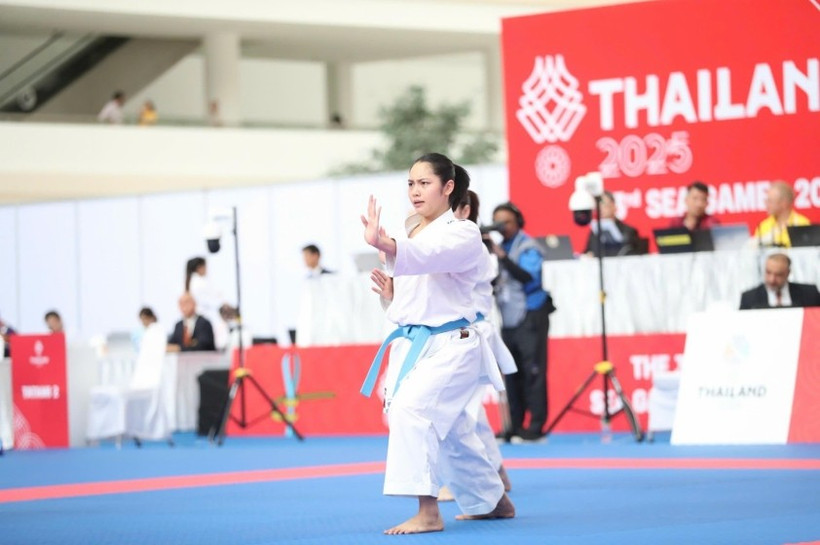 空手道女队为越南斩获第五枚金牌。图自thethao247.vn