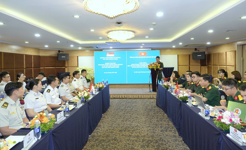 座谈会现场。图自tienphong.vn