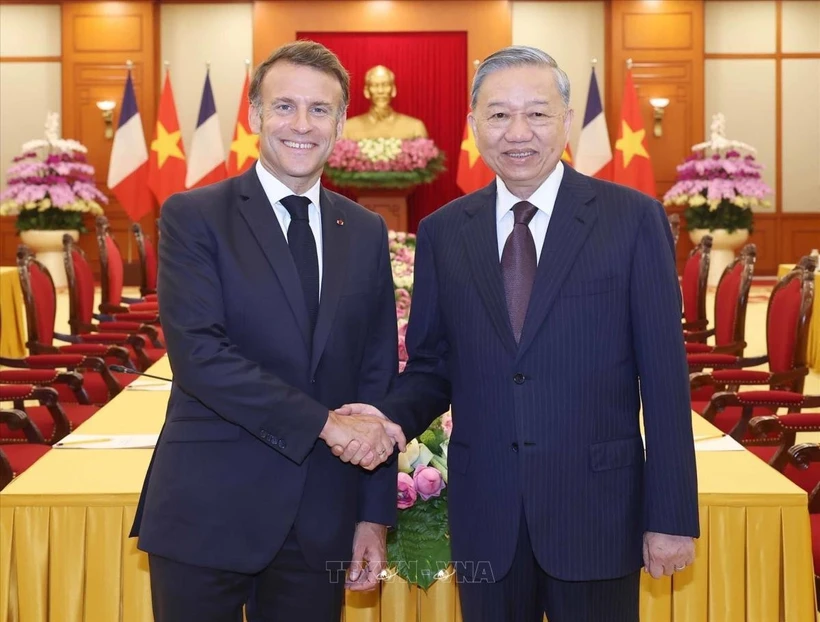 2025年5月26日，越共中央总书记苏林会见法国总统埃马纽埃尔·马克龙。图自越通社