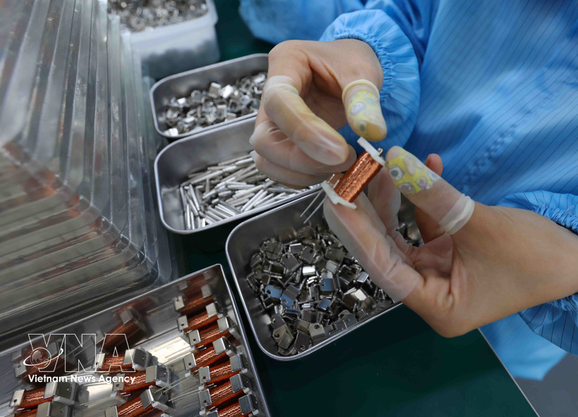 越南具有吸引外资优势的领域包括高科技制造业、电子、半导体封装和检测、高科技元件以及能源，特别是可再生能源。图自越通社