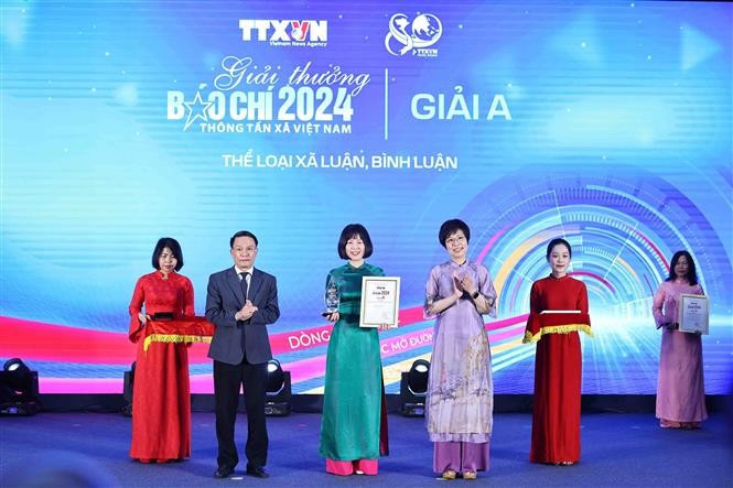 2024年越南通讯社新闻奖一等奖获得者。图自越通社