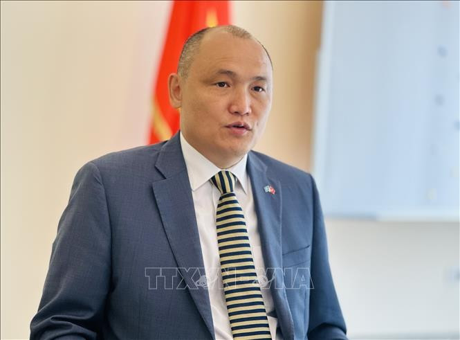 哈萨克斯坦驻越南大使卡纳特·图米什。图自越通社