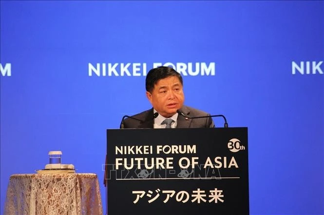 越南政府副总理阮志勇在日本东京出席第30届亚洲未来会议并发表重要讲话。图自越通社