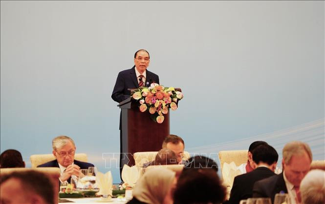 前越共中央总书记农德孟在会上发言。图自越通社
