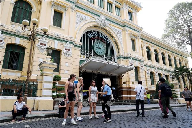 胡志明市邮局——胡志明市著名旅游目的地之一。图自越通社