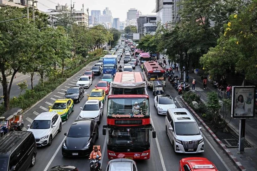 资料图：由于面临结构性问题，泰国经济长期处于不景气状态，且经济增长正在恶化。图自越通社