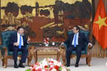 越南政府总理范明政在会见以色列劳工部长拉比·约阿夫·本·图尔。图自越通社