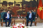 越南政府总理范明政在会见以色列劳工部长拉比·约阿夫·本·图尔。图自越通社