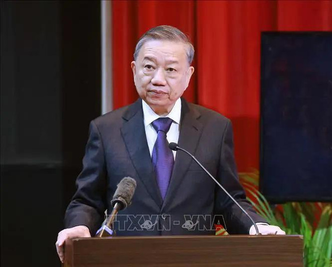 越共中央总书记苏林造访马来亚国立大学并发表施政演讲。图自越通社 to-lam-2.webp