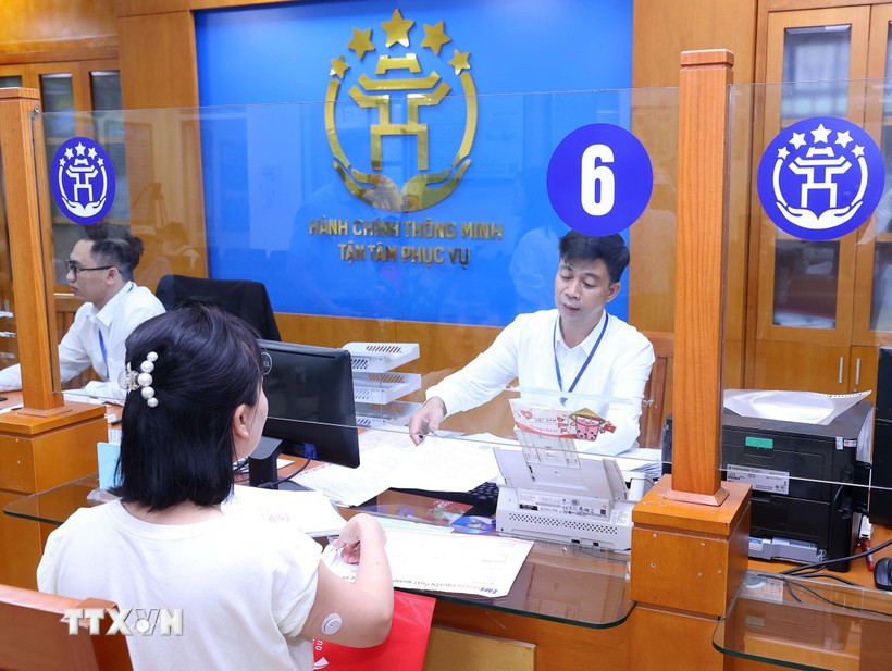 民众和企业对建设部门行政手续办理情况的满意度指数达100%。图自越通社