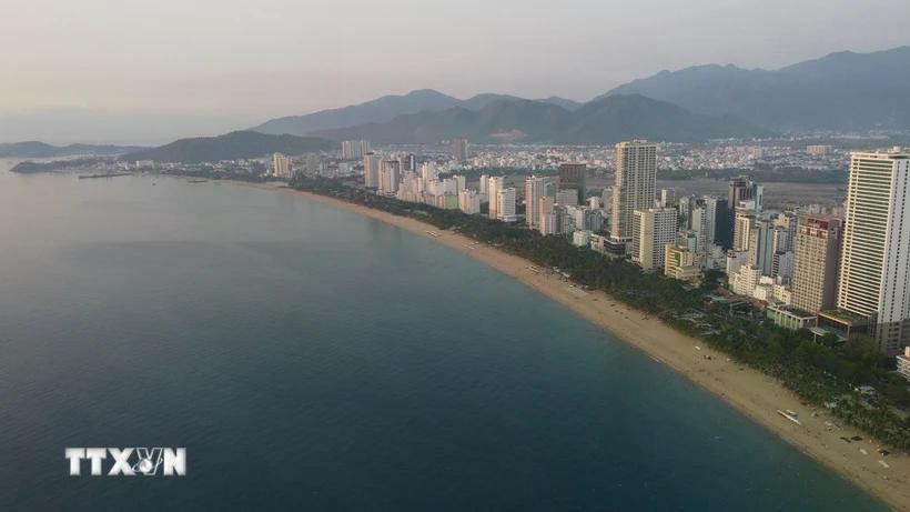 芽庄海滩。图自越通社