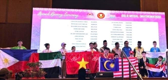 越南学生在国际数学与科学奥林匹克竞赛中荣获多个奖项。图自越通社