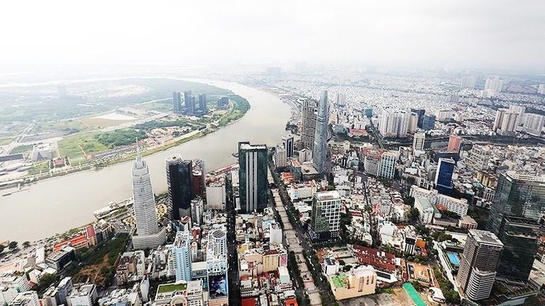 与平阳省和巴地头顿省合并后的胡志明市成为越南首座特大城市，为该城市成为吸引外资的“磁石”和该地区新的投资中心。图自nhandan.vn