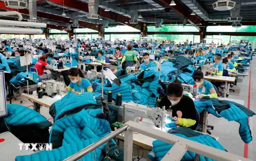 越南制造业从美国关税政策的影响中复苏。图自越通社