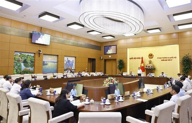 越南国会常务委员会第47次会议开幕。图自越通社