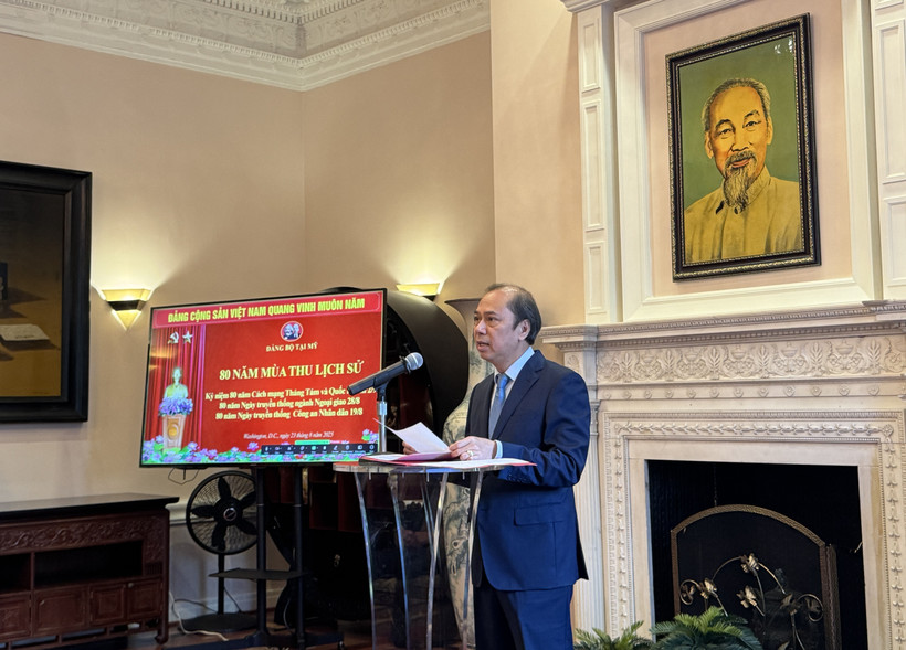 越南驻美国大使阮国勇发表讲话。图自越通社