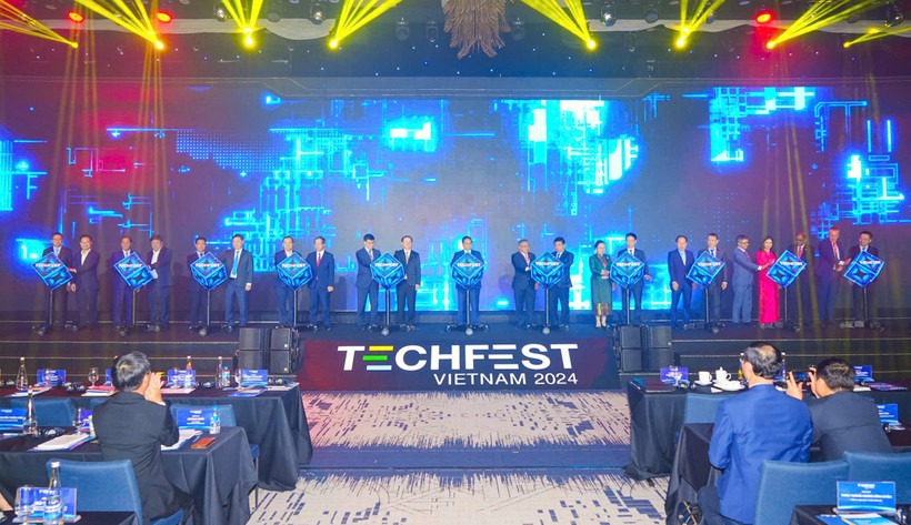 越南政府总理范明政出席2024年海防创新创业节。图自haiphong.gov.vn