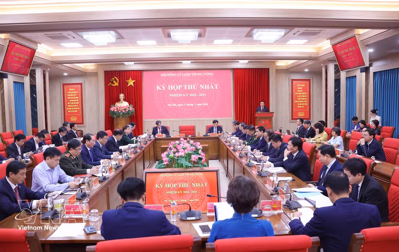中央理论委员会2026~2031年任期第一次会议开幕。图自越通社