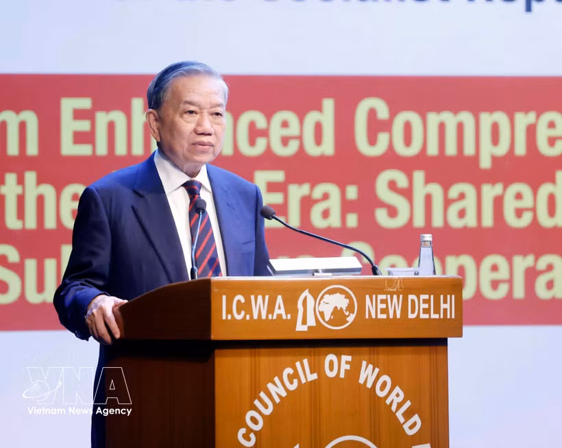 越共中央总书记、国家主席苏林在印度世界事务委员会发表了题为“新纪元越印增强型全面战略伙伴关系：共享愿景、战略契合、务实合作”的施政演讲。图自越通社