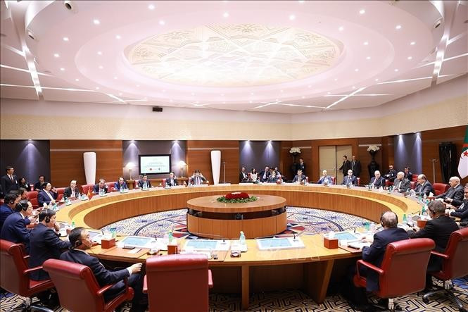 会谈场景。图自越通社