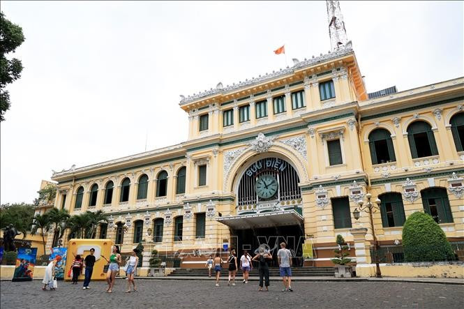 西贡中心邮政局是胡志明市著名目的地。图自越通社