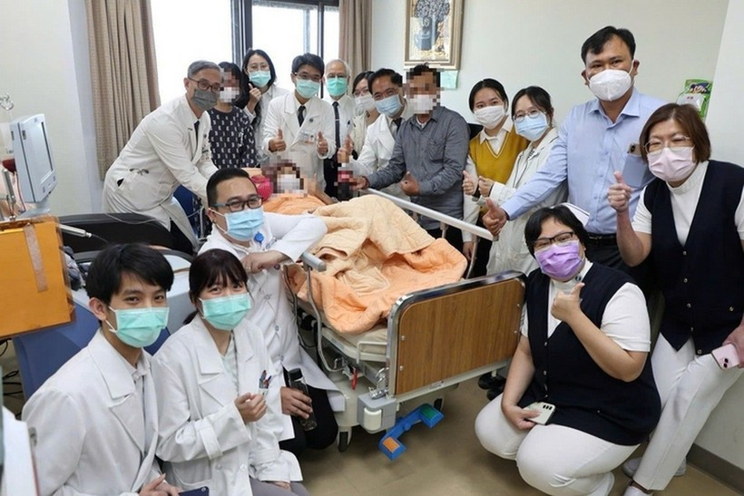 被诊断患有急性B淋巴细胞白血病的一名12岁女孩，近日由胡志明市输血—血液学医院的医生首次成功采用CAR-T免疫细胞疗法进行治疗。图自胡志明市输血及血液学医院