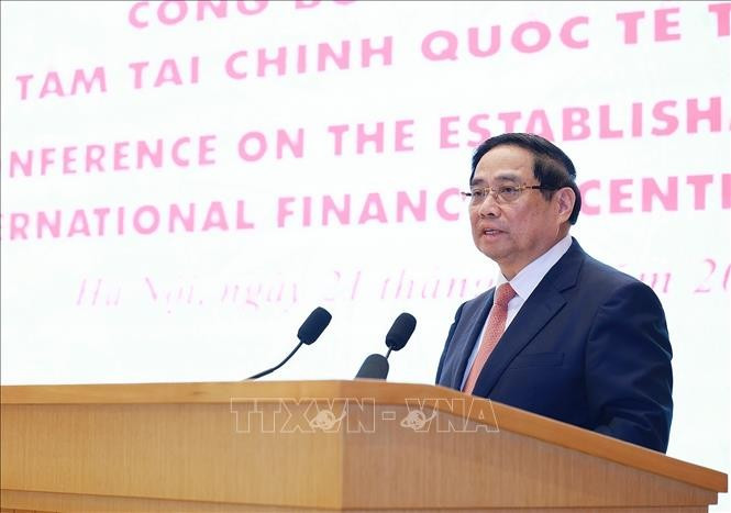 越南政府总理范明政发表讲话。图自越通社