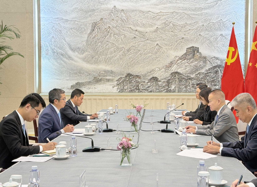 越南驻中国大使范清平会见中共中央对外联络部部长刘海星。图自越通社