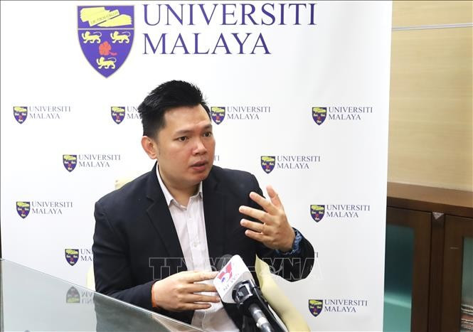 马来亚大学对外与安全事务专家柯林斯张友杰。图自越通社