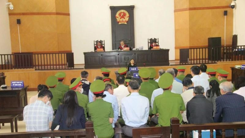 推迟FLC案件二审，争取更多时间弥补损失。图自nhandan.vn